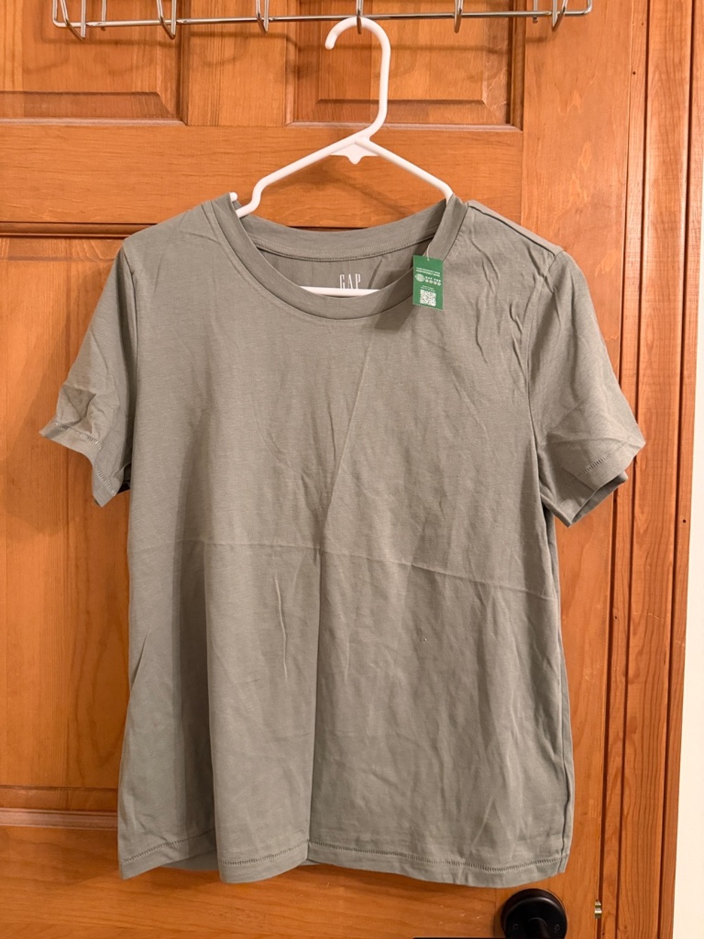 GAP Short Sleeve Crewneck Tee in Sage